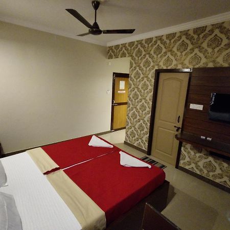 Vyavahar Lodge 乌杜皮 外观 照片