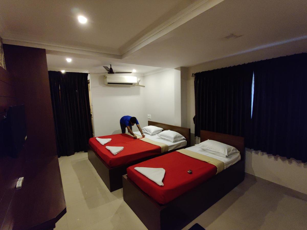 Vyavahar Lodge 乌杜皮 外观 照片