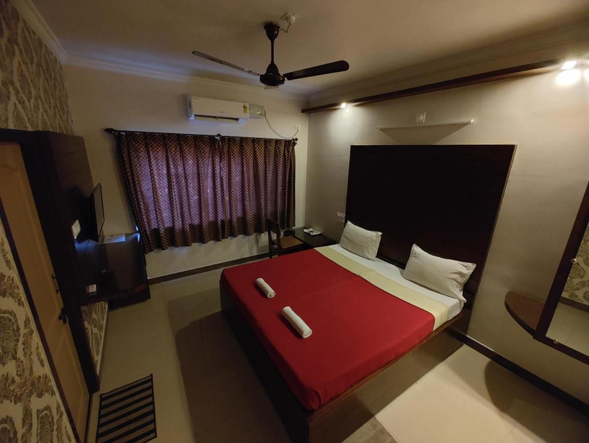 Vyavahar Lodge 乌杜皮 外观 照片